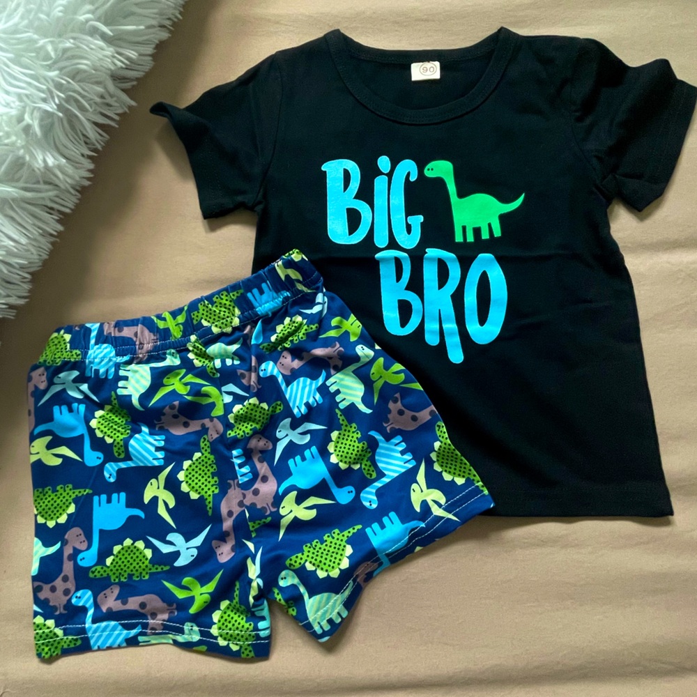 🛍️ 3 for $12 NEW Baby two piece short sleeve short set, 18-24 months